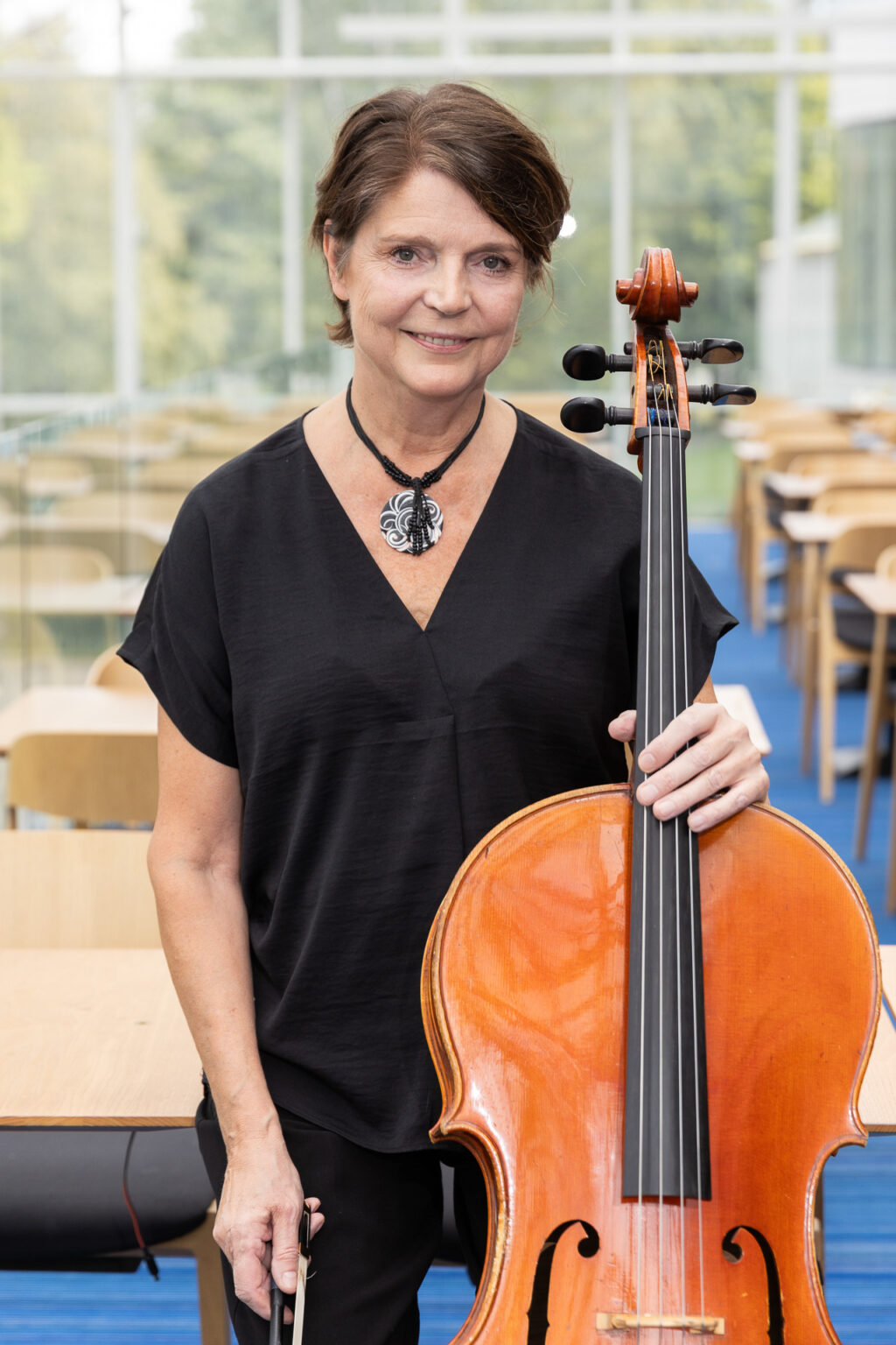 Virpi Välimäki, cello