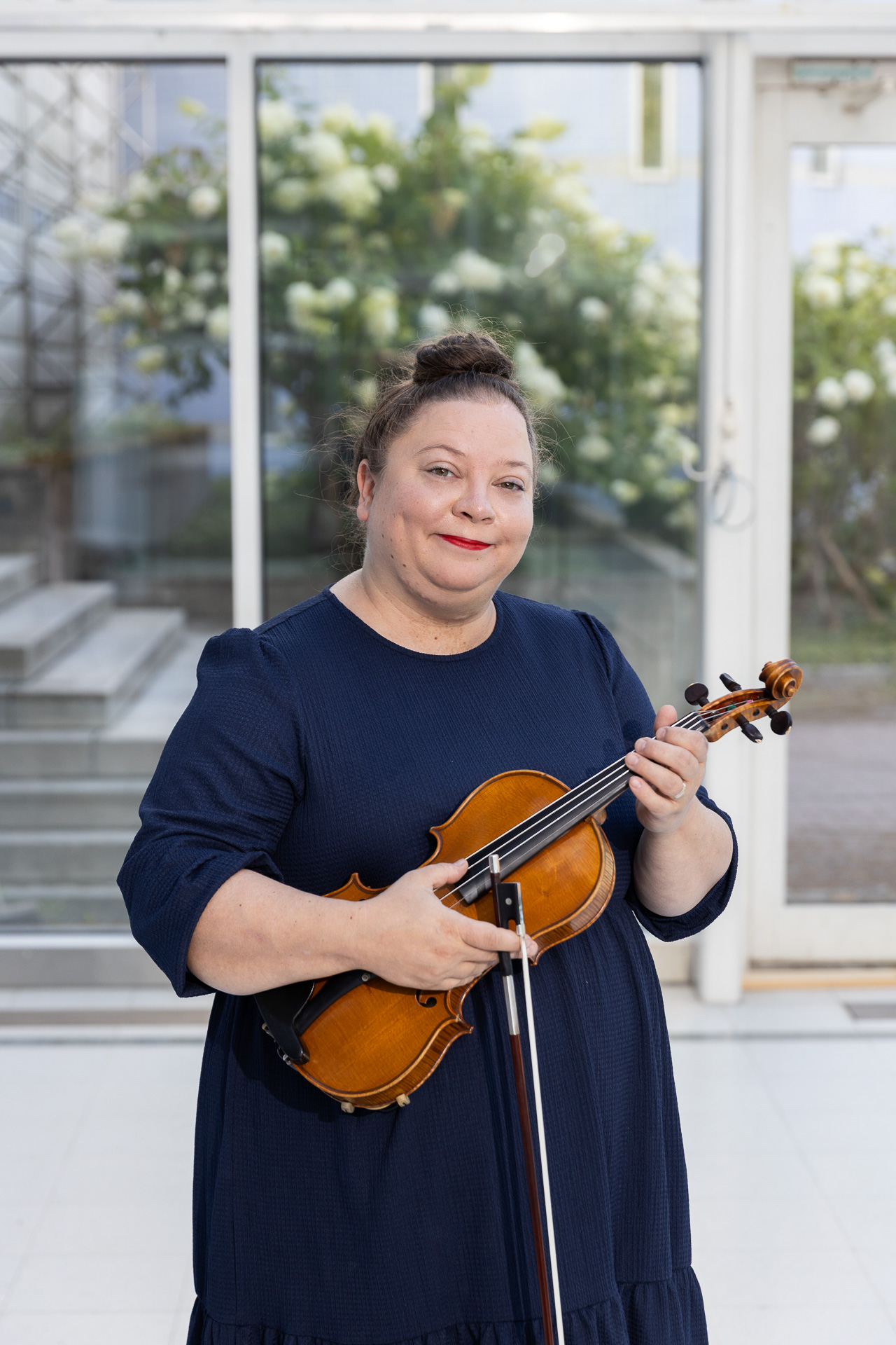 Lotta Laaksonen, first violin
