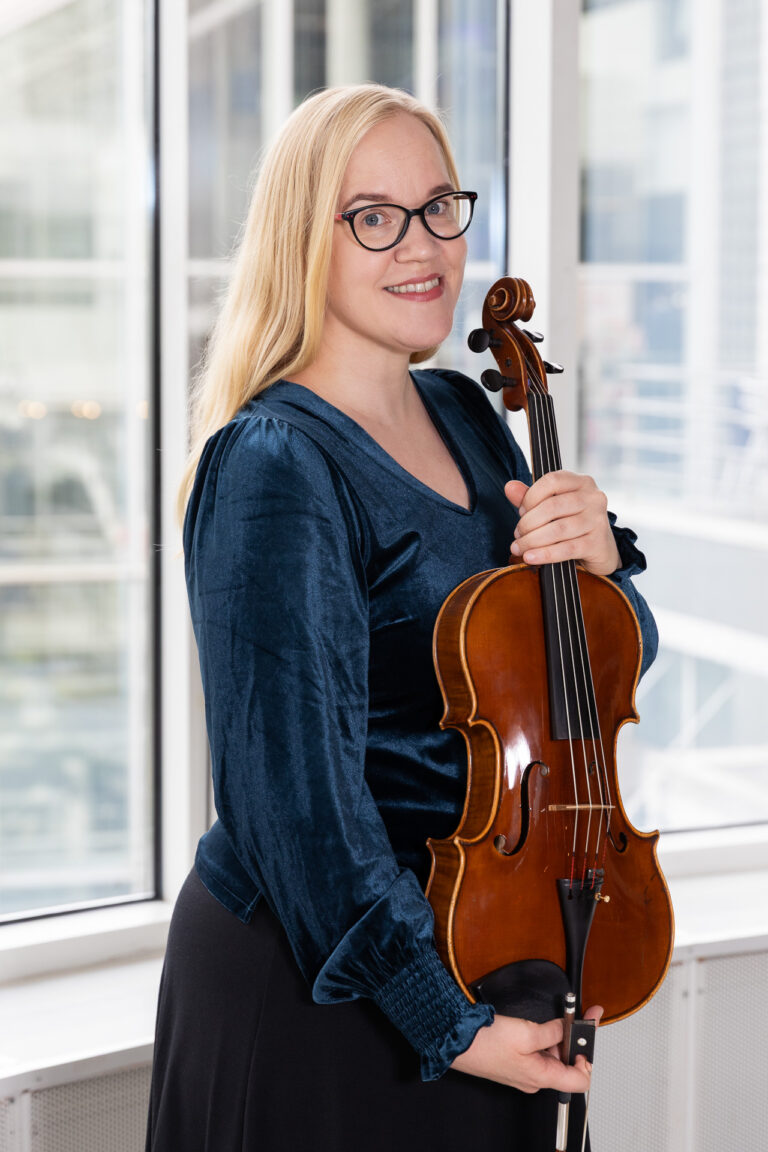 Anni Tiainen-Hammo, viola