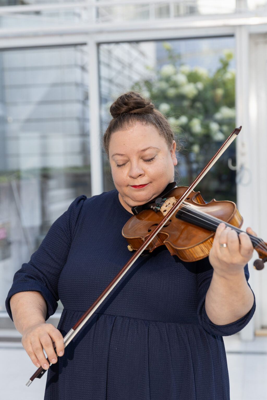 Lotta Laaksonen, first violin