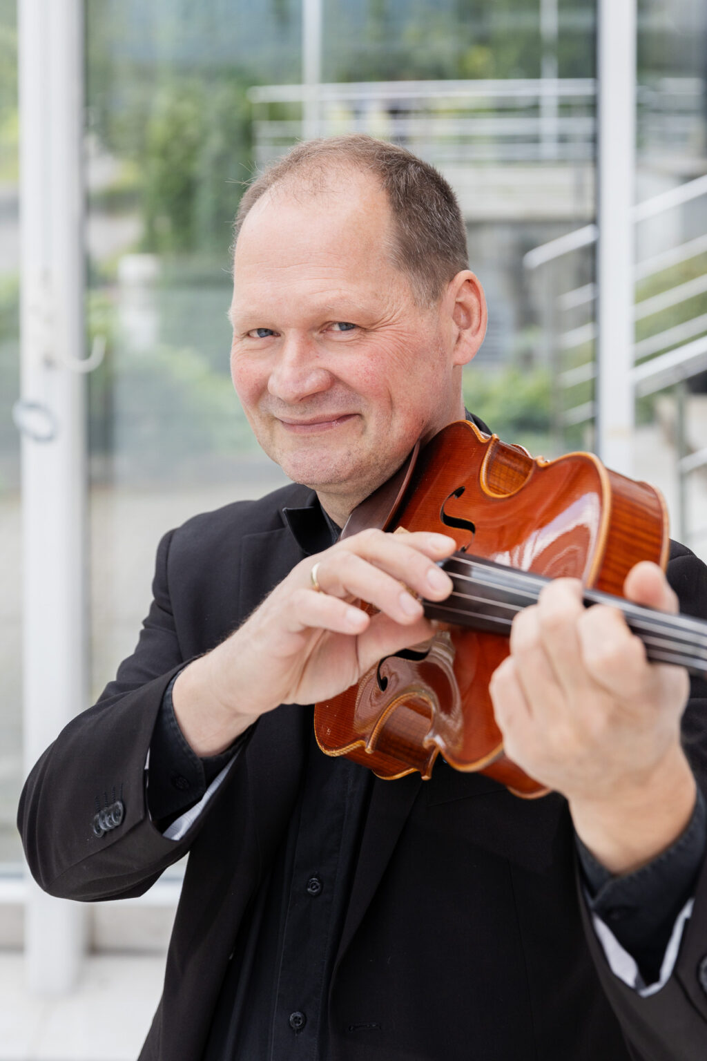 György Balázs, viola